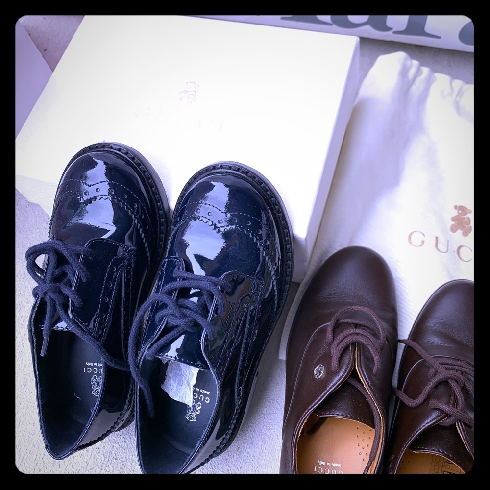 Navy Gucci Kids shoes. Toddler shoes.